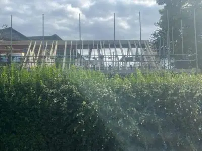 Roofs started on the new builds 💪😍💪