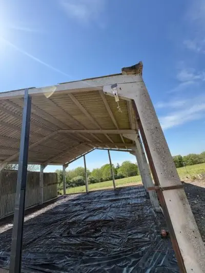 More concrete on the floor this week 💪